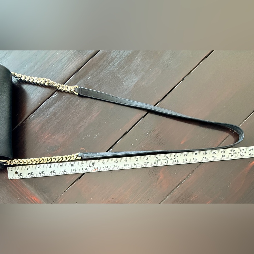 Kate Spade EUC Black, Buttery.
Leather & Chain Crossbody Bag
Timeless Kate Spade - Picture 15 of 15
